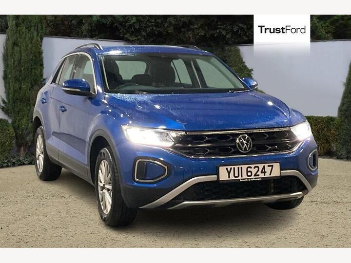 Volkswagen T-ROC 1.5 TSI Life Euro 6 (s/s) 5dr Volkswagen T-ROC 1.5 TSI Life Euro 6 (s/s) 5dr