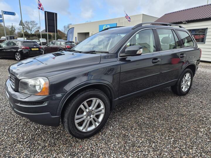 Volvo XC90 2.4 D5 SE Geartronic AWD 5dr