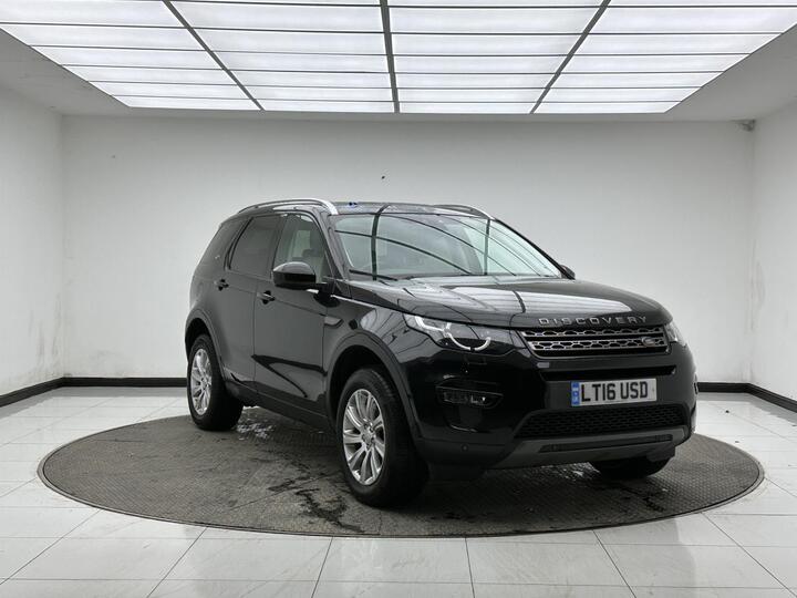 Land Rover Discovery Sport 2.0 TD4 SE Tech Auto 4WD Euro 6 (s/s) 5dr Land Rover Discovery Sport 2.0 TD4 SE Tech Auto 4WD Euro 6 (s/s) 5dr