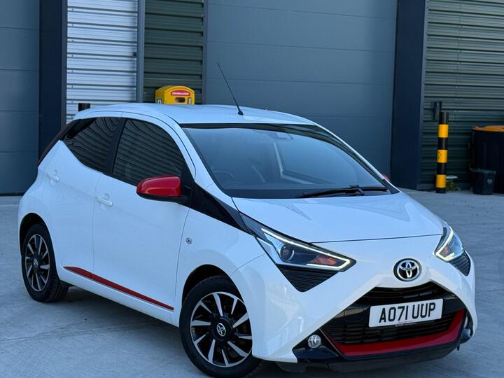 Toyota AYGO 1.0 VVT-i X-trend X-shift Euro 6 5dr (Safety Sense)
