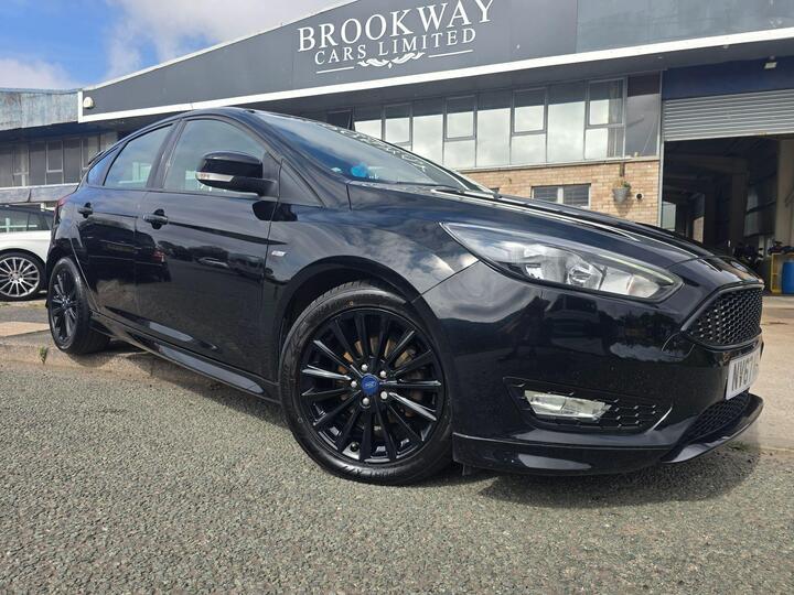 Ford Focus 1.0T EcoBoost ST-Line Euro 6 (s/s) 5dr