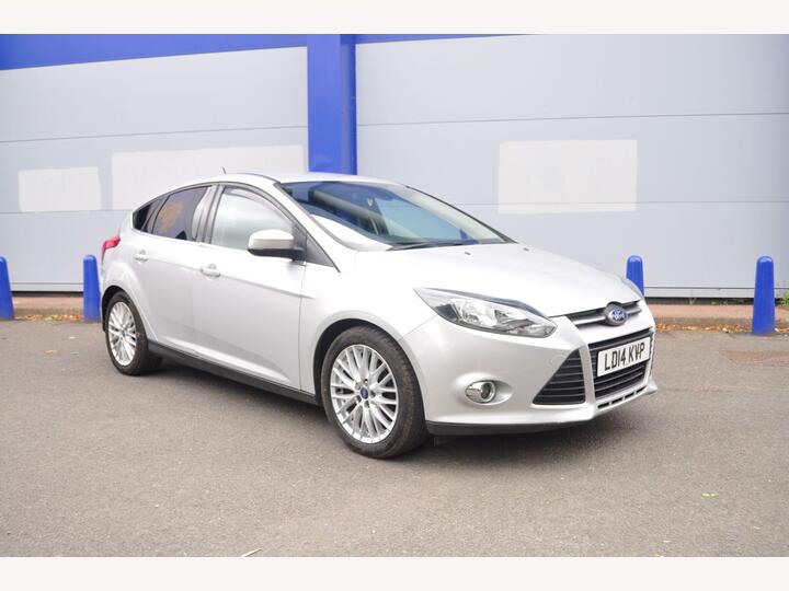 Ford Focus 1.0T EcoBoost Zetec Euro 5 (s/s) 5dr