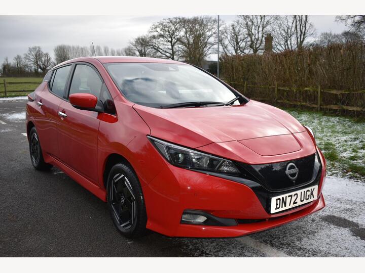 Nissan Leaf 39kWh Acenta Auto 5dr