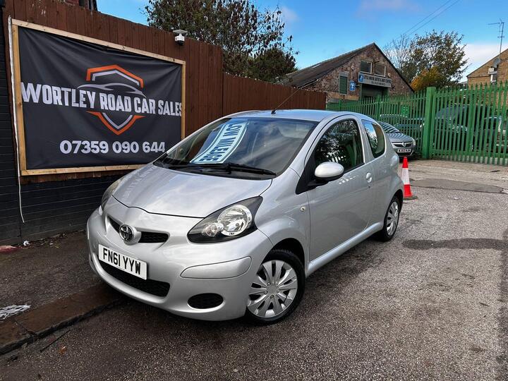 Toyota AYGO 1.0 VVT-i Ice Euro 5 3dr