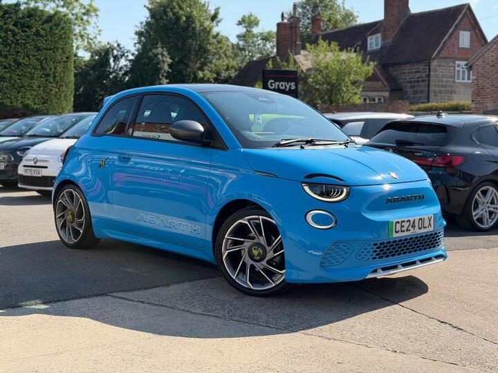 Abarth 500e 42kWh Scorpionissima Auto 3dr