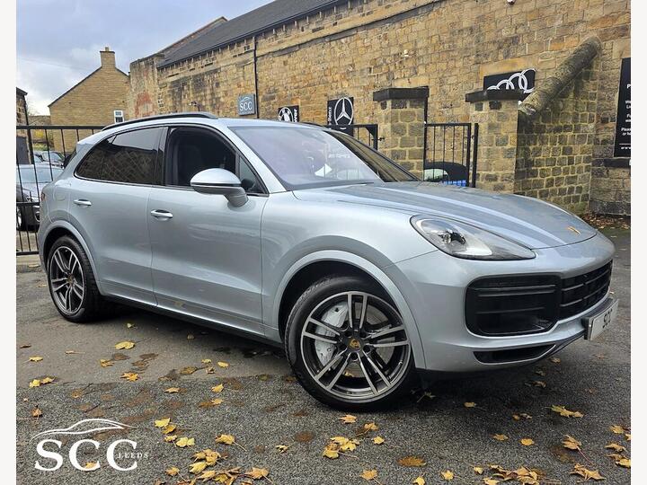 Porsche Cayenne 4.0T V8 Turbo TiptronicS 4WD Euro 6 (s/s) 5dr Porsche Cayenne 4.0T V8 Turbo TiptronicS 4WD Euro 6 (s/s) 5dr