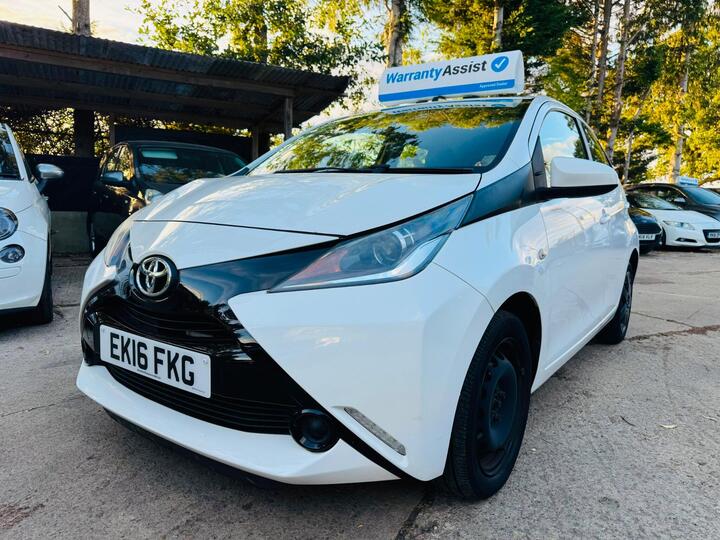Toyota AYGO 1.0 VVT-i X-play Euro 6 5dr