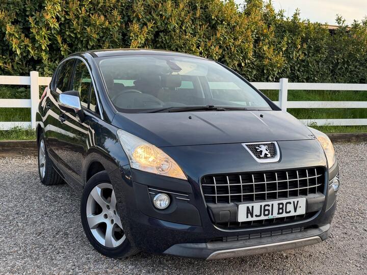 Peugeot 3008 1.6 E-HDi Exclusive EGC Euro 5 (s/s) 5dr Peugeot 3008 1.6 E-HDi Exclusive EGC Euro 5 (s/s) 5dr