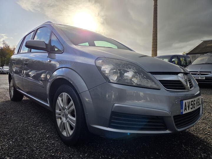Vauxhall Zafira 1.6 Active Euro 4 5dr Vauxhall Zafira 1.6 Active Euro 4 5dr