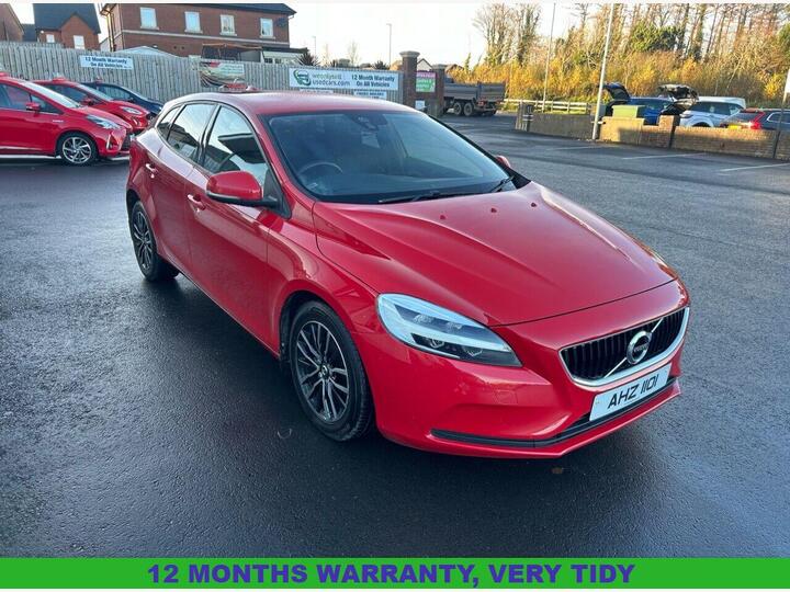 Volvo V40 2.0 D2 Momentum Euro 6 (s/s) 5dr