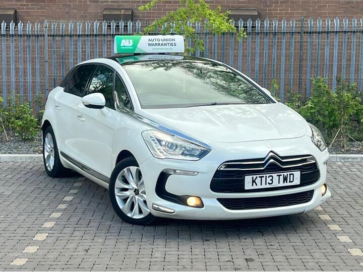 Citroen DS5 1.6 E-HDi Airdream DStyle EGS6 Euro 5 (s/s) 5dr Citroen DS5 1.6 E-HDi Airdream DStyle EGS6 Euro 5 (s/s) 5dr