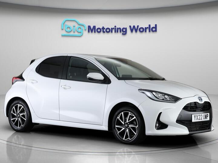 Toyota Yaris 1.5 VVT-h Design E-CVT Euro 6 (s/s) 5dr