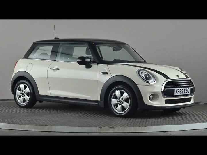 MINI Hatchback 1.5 Cooper Classic Euro 6 (s/s) 3dr