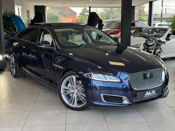 Jaguar XJ 3.0d V6 Autobiography Auto Euro 6 (s/s) 4dr (LWB)