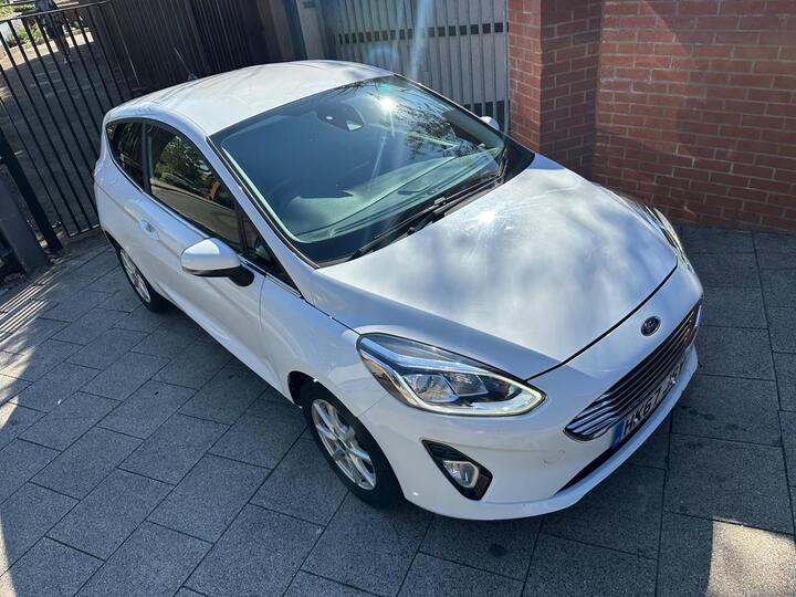 Ford Fiesta 1.0T EcoBoost Zetec Euro 6 (s/s) 3dr