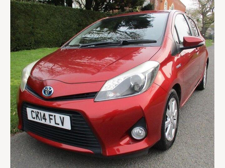 Toyota Yaris 1.5 VVT-h Icon Plus CVT Euro 5 5dr