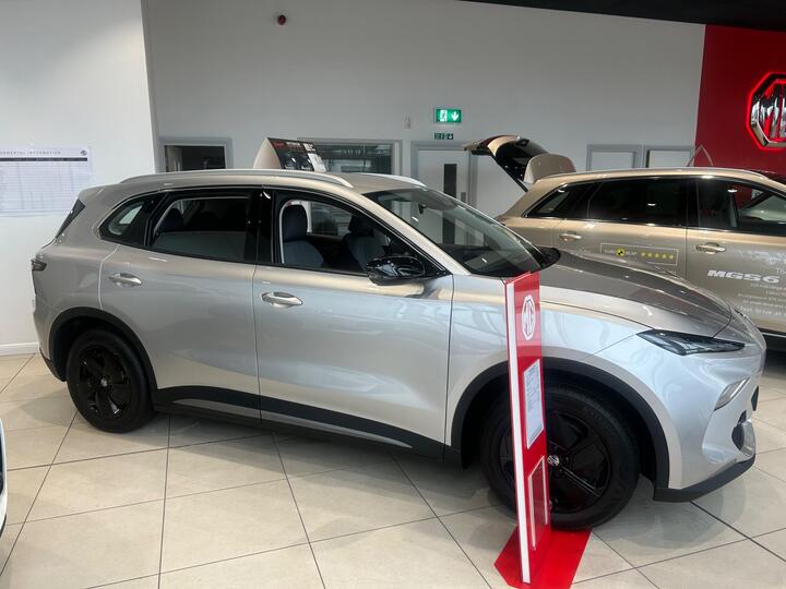 MG MGS5 64kWh Trophy Long Range Auto 5dr