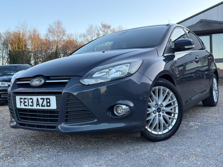Ford Focus 1.6 TDCi Zetec Euro 5 (s/s) 5dr