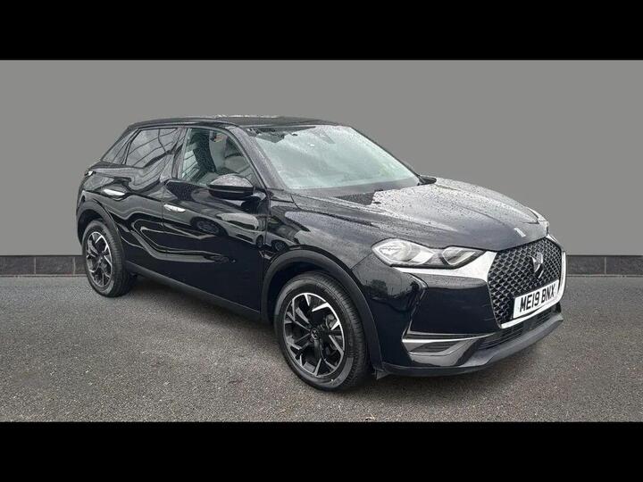DS AUTOMOBILES Ds 3 1.5 BlueHDi Prestige Crossback Euro 6 (s/s) 5dr DS AUTOMOBILES Ds 3 1.5 BlueHDi Prestige Crossback Euro 6 (s/s) 5dr