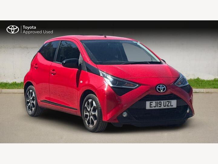 Toyota AYGO 1.0 VVT-i X-trend Funroof X-shift Euro 6 5dr