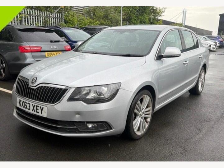 Skoda Superb 2.0 TDI Elegance Euro 5 (s/s) 5dr Skoda Superb 2.0 TDI Elegance Euro 5 (s/s) 5dr