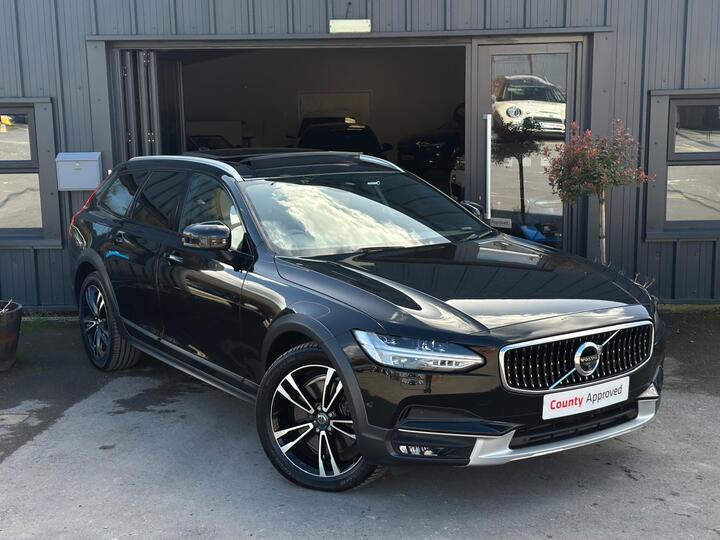 Volvo V90 Cross Country 2.0 T5 Pro Auto AWD Euro 6 (s/s) 5dr Volvo V90 Cross Country 2.0 T5 Pro Auto AWD Euro 6 (s/s) 5dr