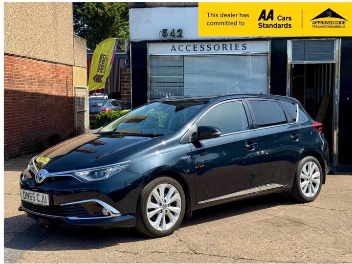 Toyota Auris 1.8 VVT-h Excel CVT Euro 6 (s/s) 5dr (Safety Sense)
