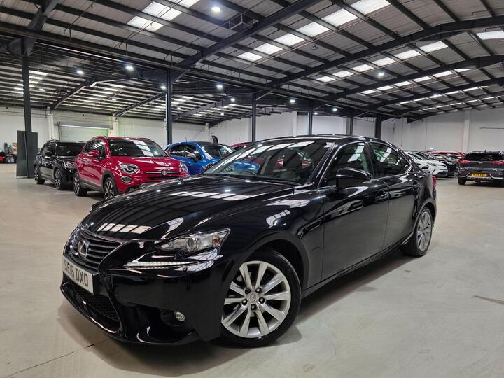 Lexus IS 2.5 300h Advance E-CVT Euro 6 (s/s) 4dr