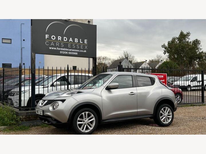 Nissan JUKE 1.5 DCi N-Connecta Euro 6 (s/s) 5dr Nissan JUKE 1.5 DCi N-Connecta Euro 6 (s/s) 5dr