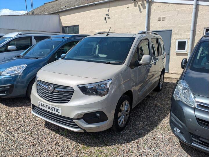 Vauxhall COMBO LIFE 1.5 Turbo D Elite Auto Euro 6 (s/s) 5dr