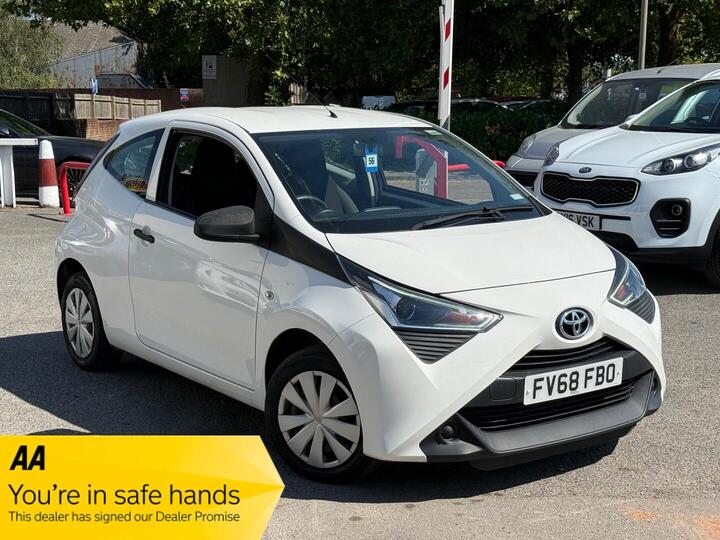 Toyota AYGO 1.0 VVT-i X Euro 6 3dr Toyota AYGO 1.0 VVT-i X Euro 6 3dr
