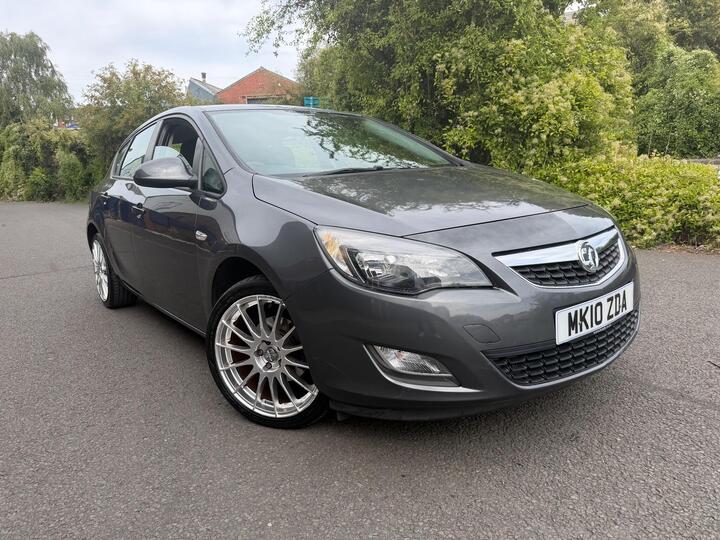Vauxhall Astra 1.6 16v Exclusiv Euro 5 5dr