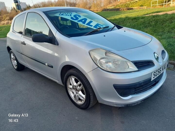Renault Clio 1.2 16v Extreme 3dr Renault Clio 1.2 16v Extreme 3dr