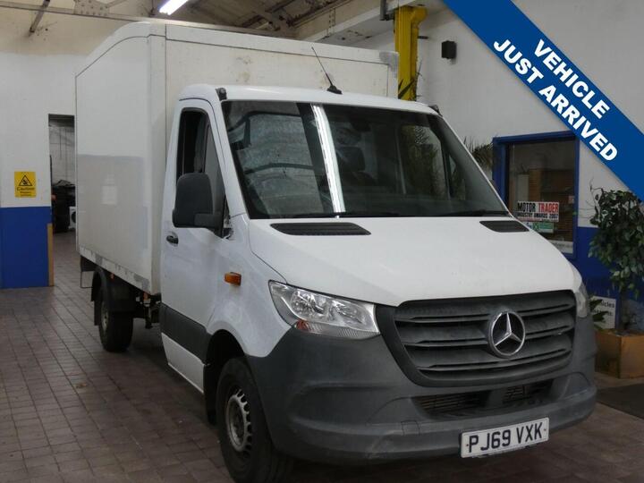 Mercedes-Benz SPRINTER 2.1 314 CDI Chassis Cab 2dr Diesel Manual RWD L2 Euro 6 (143 Ps) SERVICE HISTORY TO 162K MILES Mercedes-Benz SPRINTER 2.1 314 CDI Chassis Cab 2dr Diesel Manual RWD L2 Euro 6 (143 Ps) SERVICE HISTORY TO 162K MILES