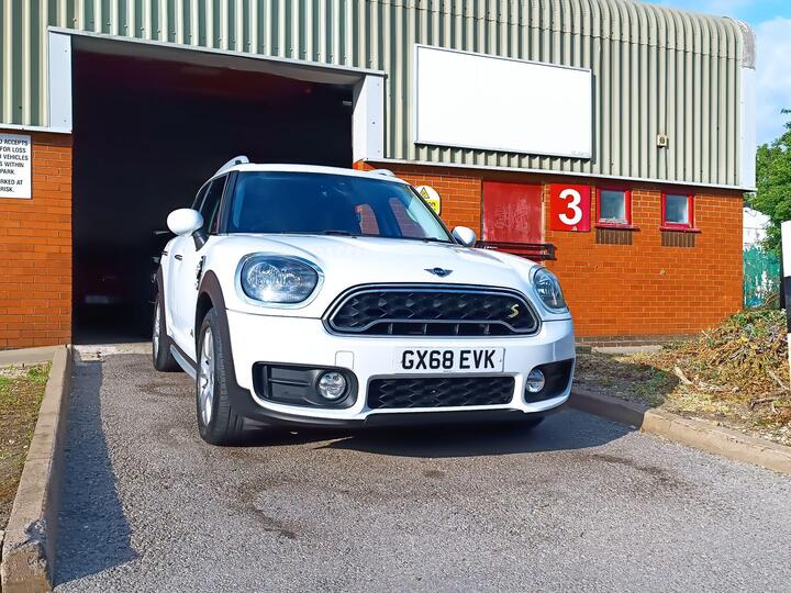 MINI Countryman 1.5 7.6kWh Cooper SE Auto ALL4 Euro 6 (s/s) 5dr