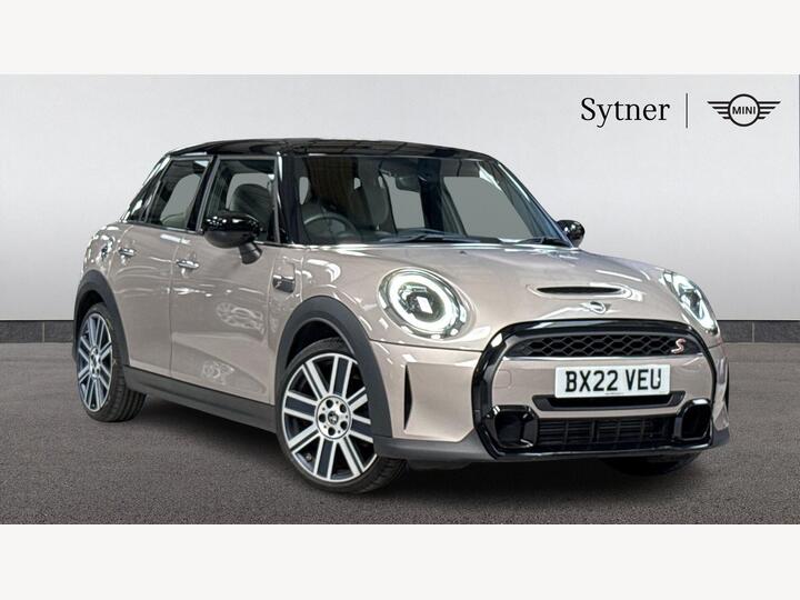 MINI Hatch 2.0 Cooper S Exclusive Steptronic Euro 6 (s/s) 5dr