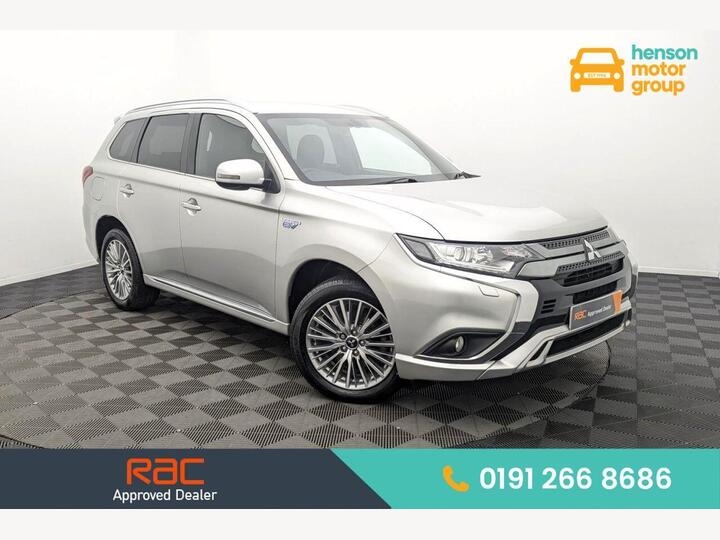 Mitsubishi OUTLANDER 2.4h TwinMotor 13.8kWh Dynamic CVT 4WD Euro 6 (s/s) 5dr