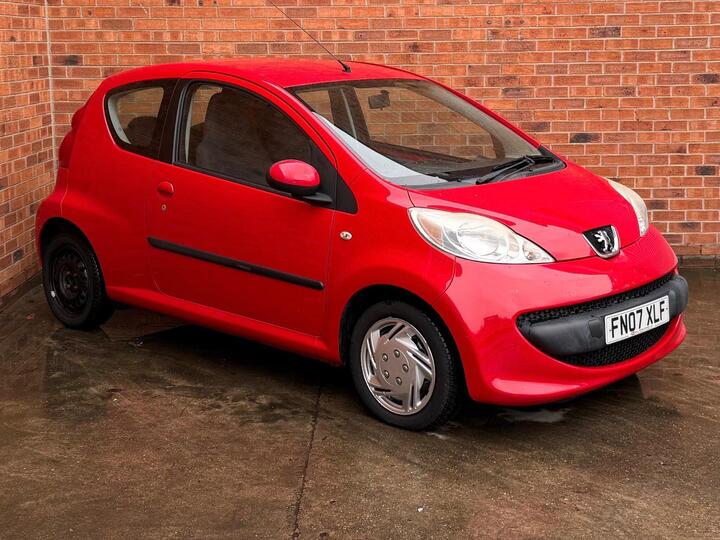 Peugeot 107 1.0 12V Urban 2 Tronic Euro 4 3dr