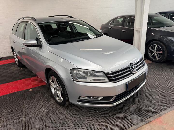 Volkswagen Passat 2.0 TDI BlueMotion Tech SE Euro 5 (s/s) 5dr