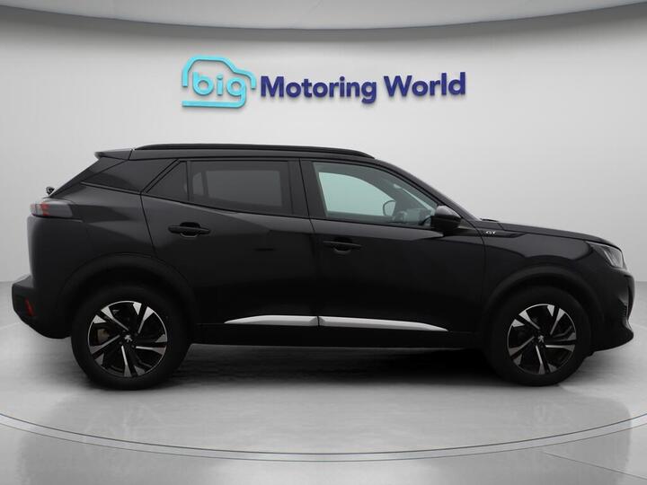 Peugeot 2008 1.2 PureTech GT EAT Euro 6 (s/s) 5dr Peugeot 2008 1.2 PureTech GT EAT Euro 6 (s/s) 5dr