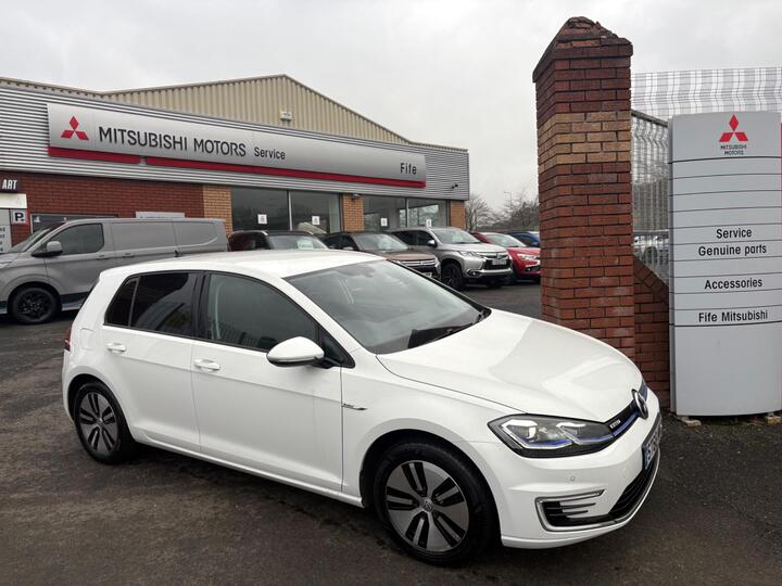 Volkswagen E-Golf 35.8kWh E-Golf Auto 5dr