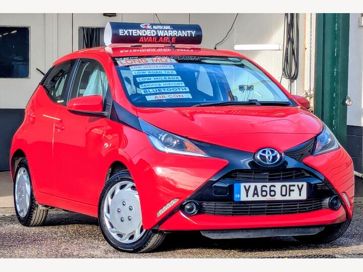 Toyota AYGO 1.0 VVT-i X-play Euro 6 5dr