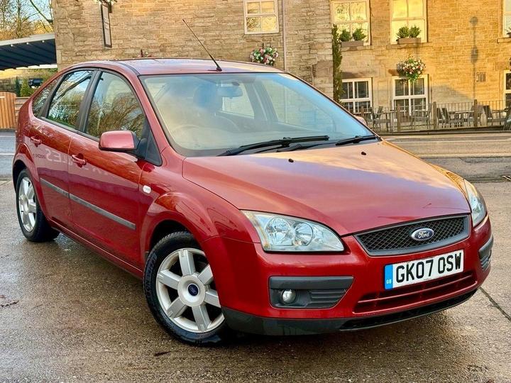 Ford Focus 1.6 Sport 5dr