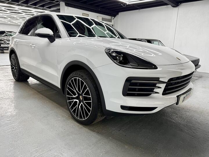 Porsche Cayenne 2.9T V6 S TiptronicS 4WD Euro 6 (s/s) 5dr
