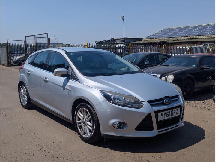 Ford Focus 1.6 TDCi Titanium Euro 5 (s/s) 5dr