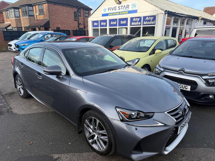 Lexus IS 2.5 300h E-CVT Euro 6 (s/s) 4dr