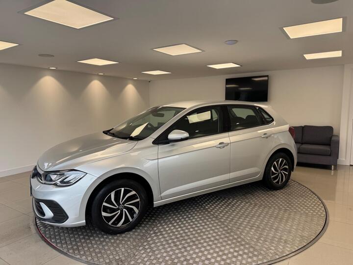 Volkswagen Polo 1.0 TSI Life DSG Euro 6 (s/s) 5dr Volkswagen Polo 1.0 TSI Life DSG Euro 6 (s/s) 5dr