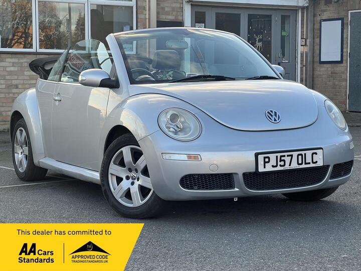 Volkswagen Beetle 1.6 Luna Cabriolet Euro 4 2dr