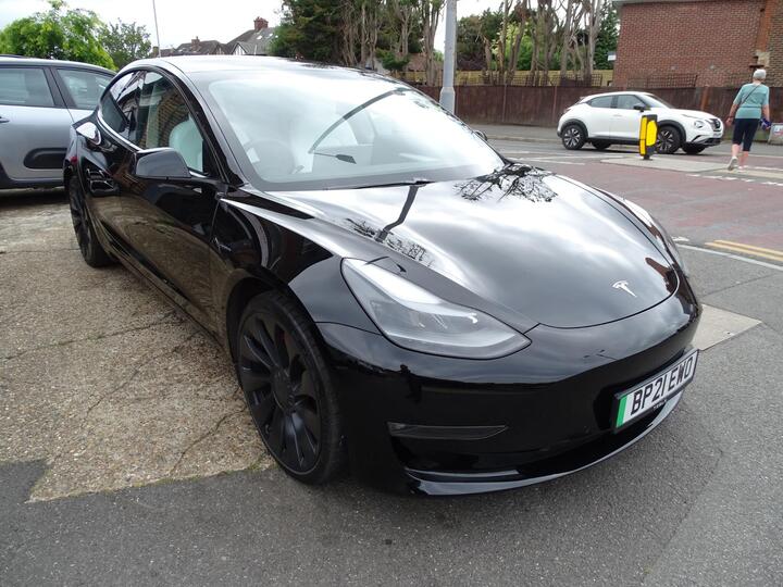 Tesla Model 3 (Dual Motor) Performance Auto 4WDE 4dr (Performance Upgrade)