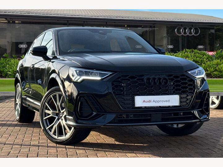 Audi Q3 Sportback 1.5 TFSI CoD 35 Black Edition Sportback S Tronic Euro 6 (s/s) 5dr